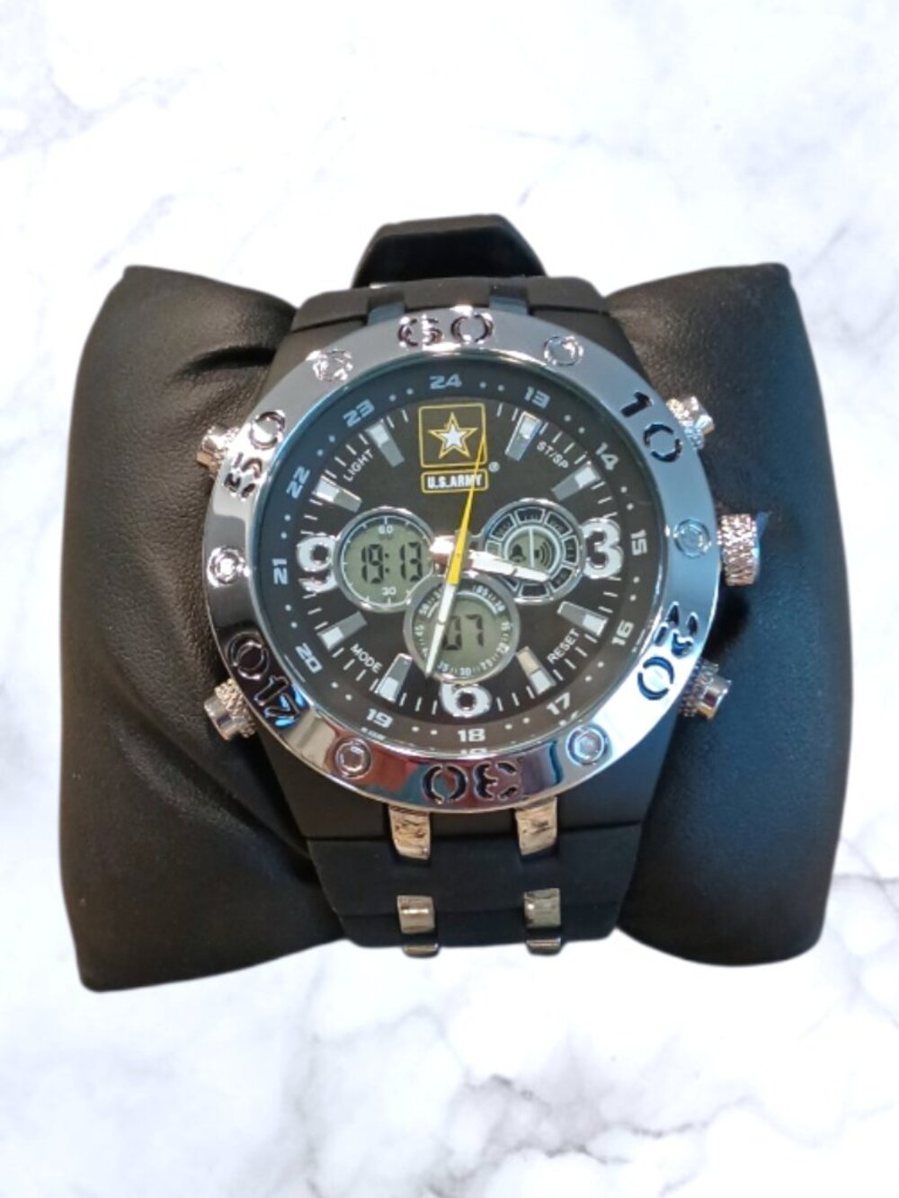 NEW Wrist Armor Men's Quartz Watch US ARMY F2/1007 Digital Analog Chronograph